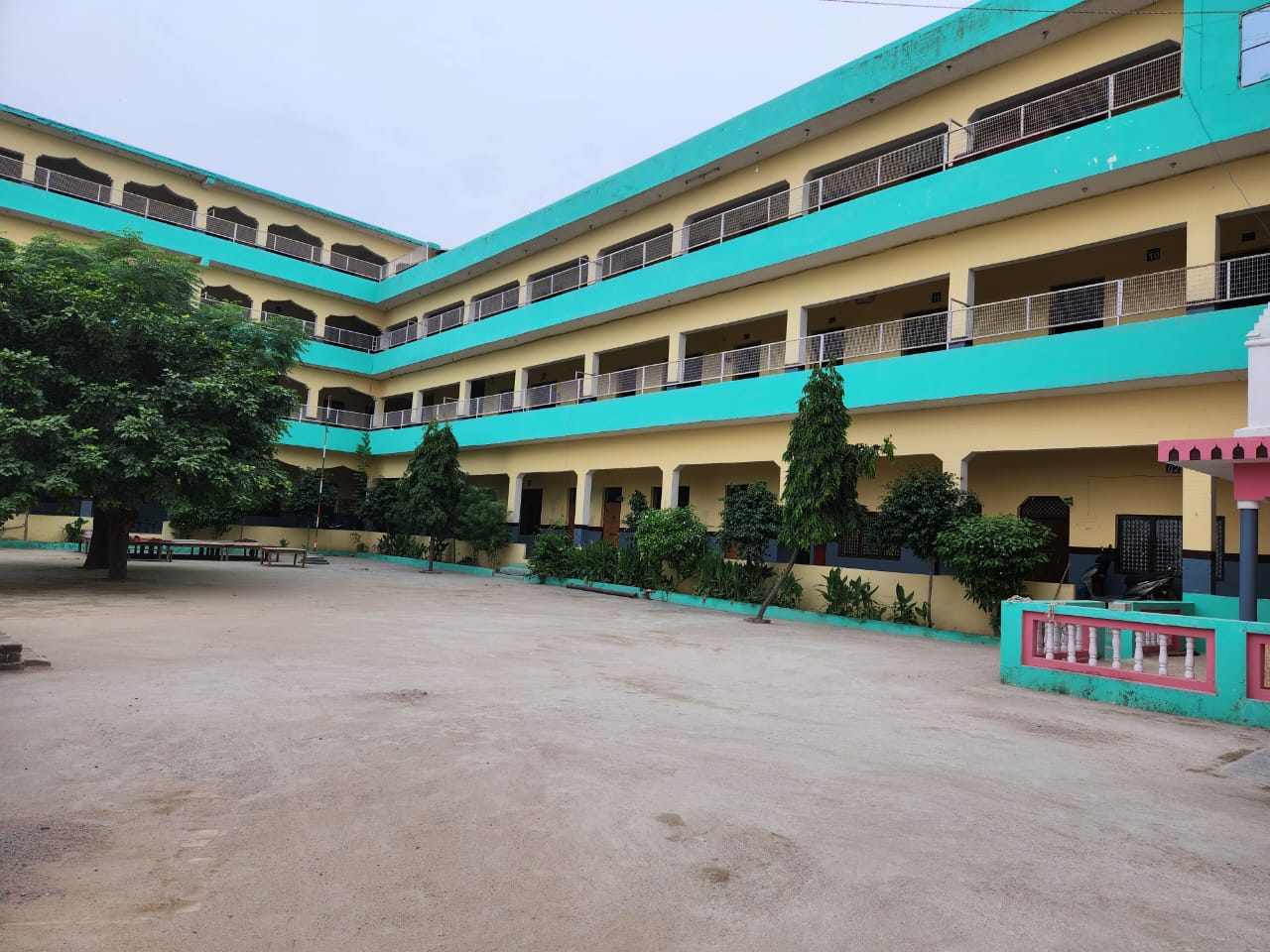 GENIUS INTER COLLEGE